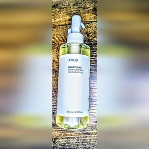 ANUA Heartleaf Pore Control Cleansing Oil